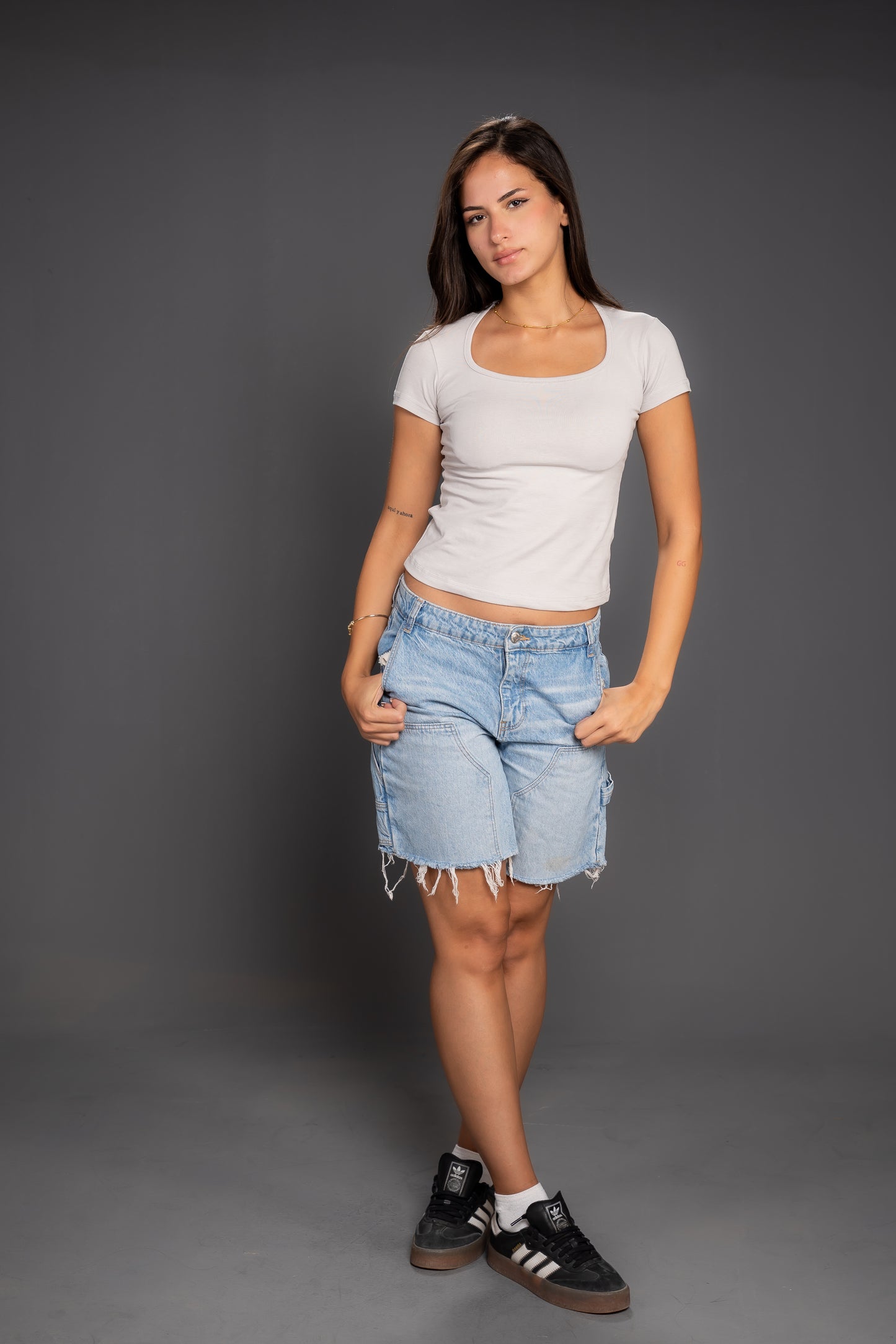 Women’s Cotton Square Neck Short Sleeve Top – Slim Fit Casual Essential