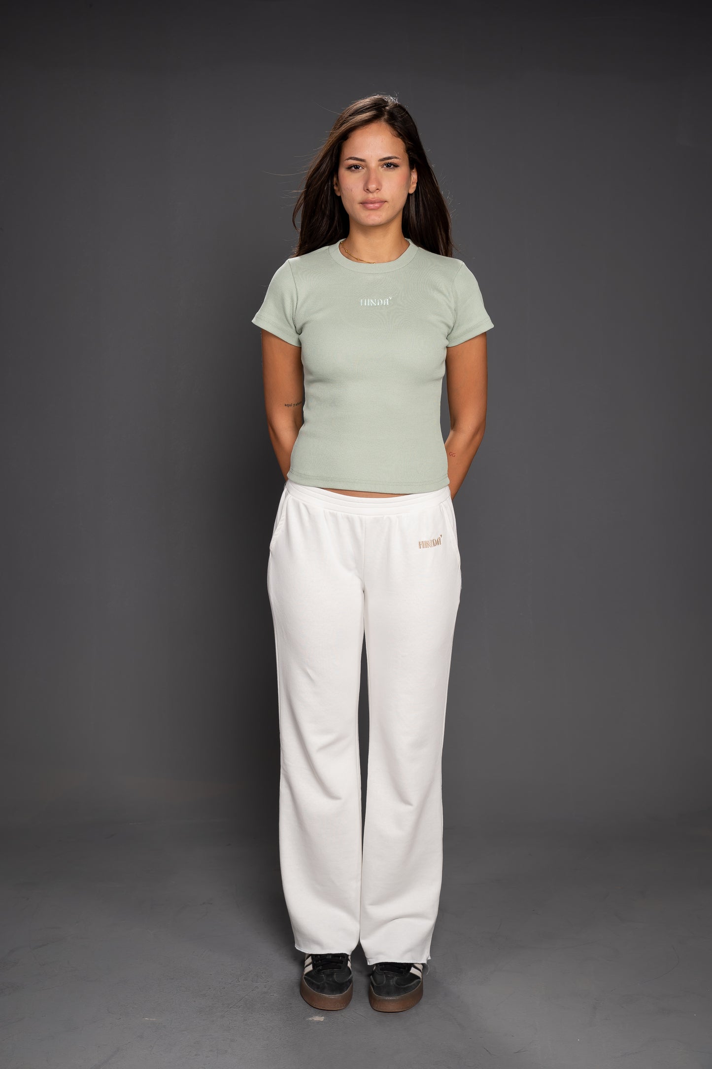 Women’s Ribbed Short Sleeve Crop Top – Slim Fit Casual Essential