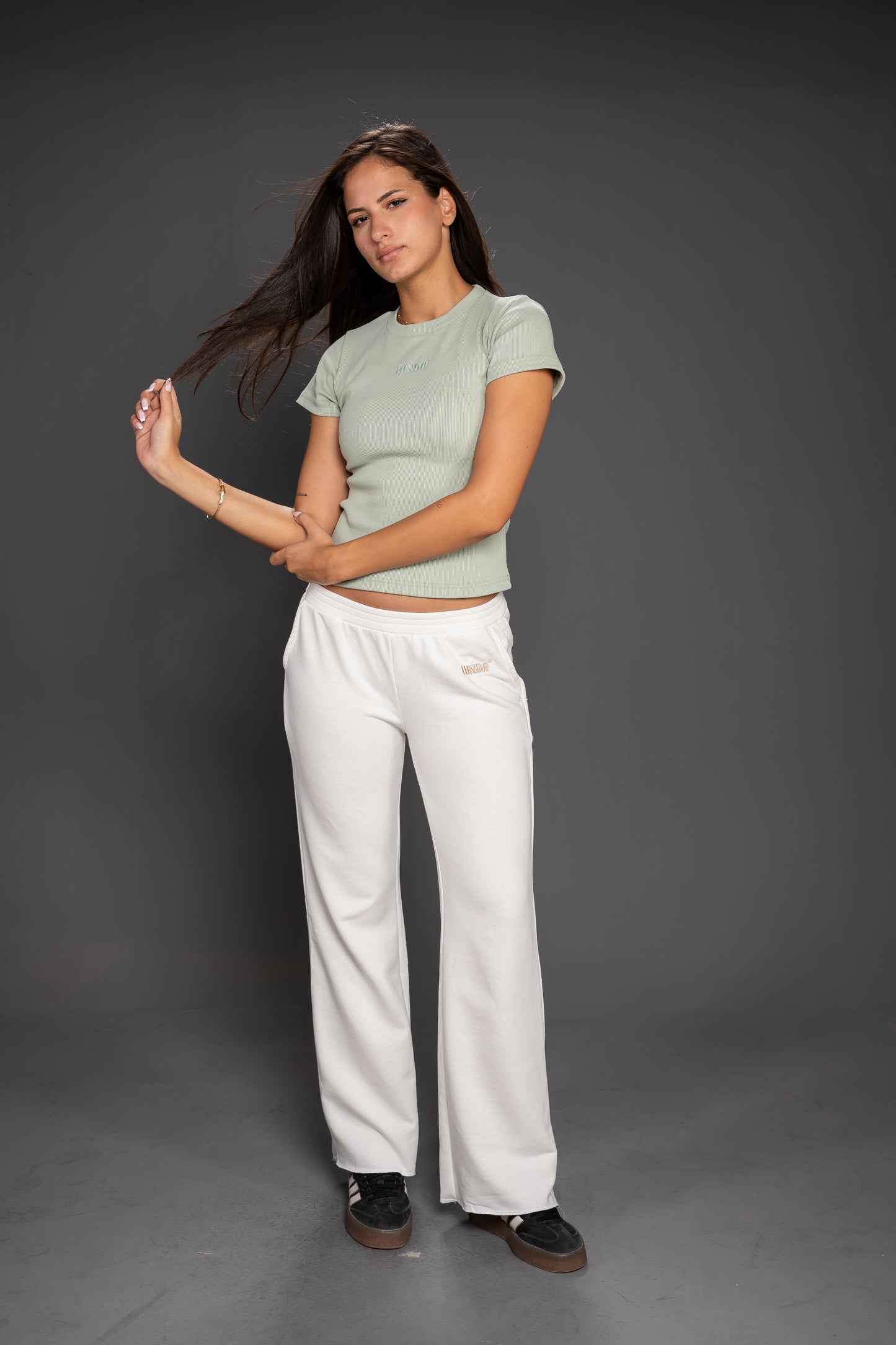 Women’s Ribbed Short Sleeve Crop Top – Slim Fit Casual Essential