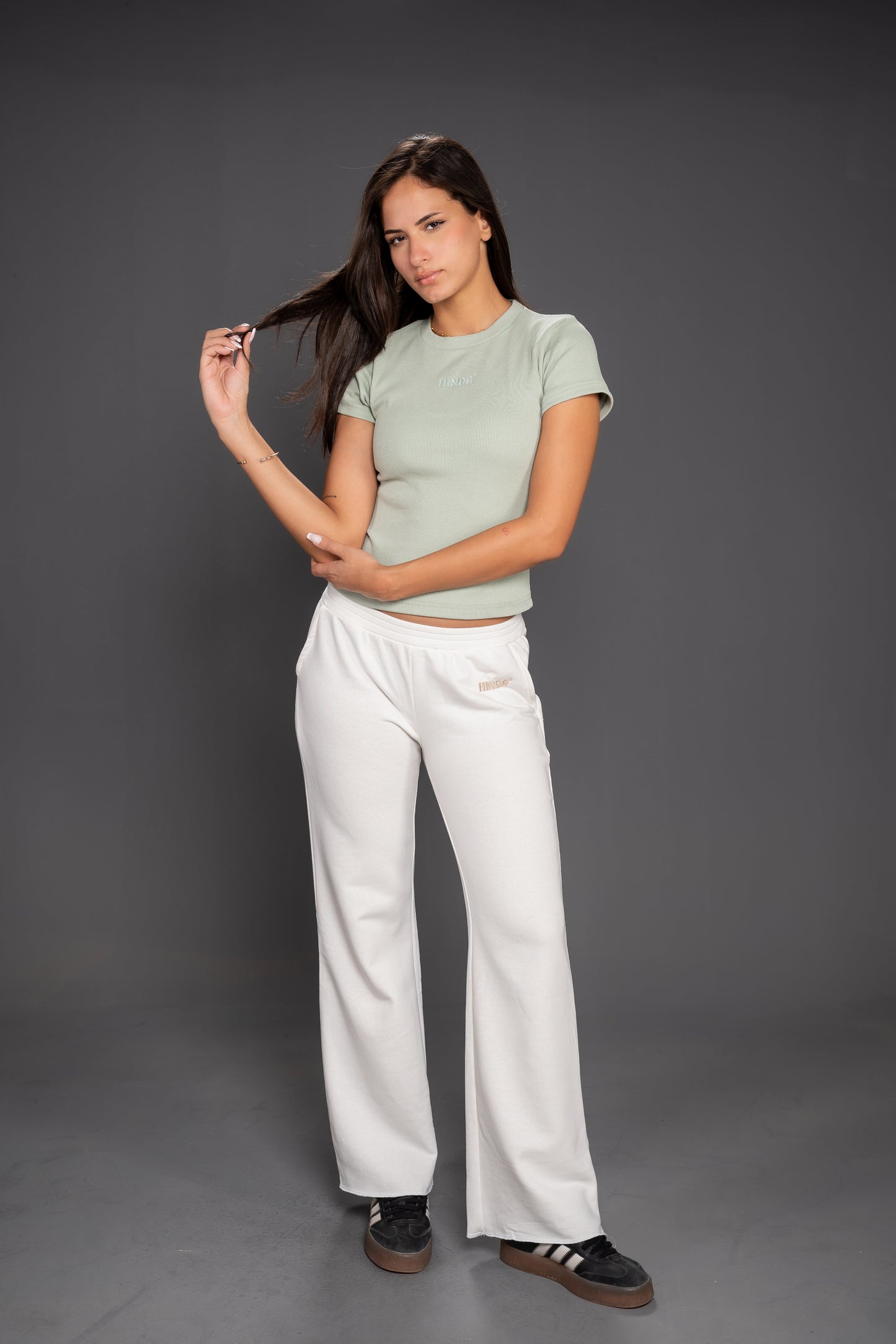 Women’s Ribbed Short Sleeve Crop Top – Slim Fit Casual Essential