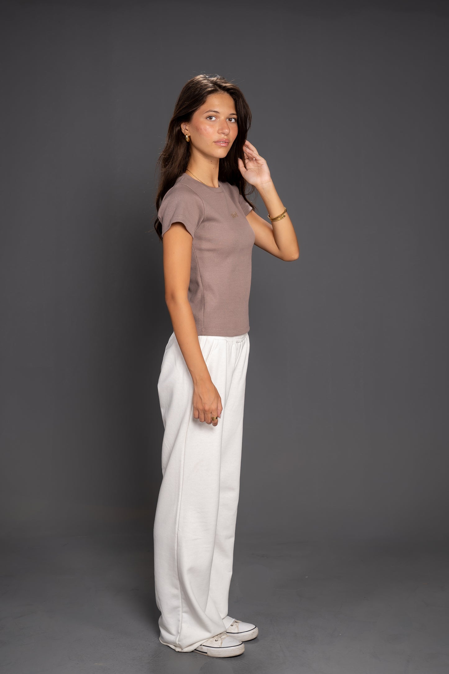 Women’s Ribbed Short Sleeve Crop Top – Slim Fit Casual Essential